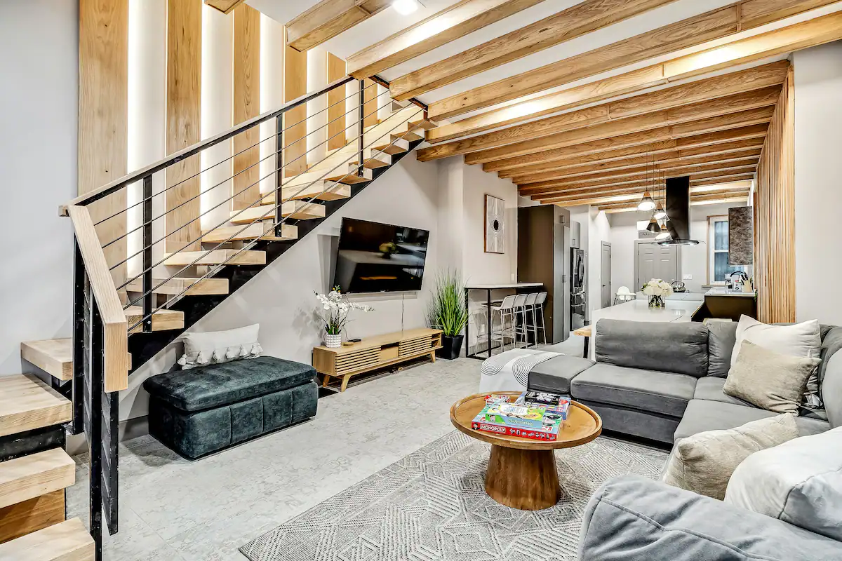 Designer 5Bed/4Bath Home in Old City! A+ Location